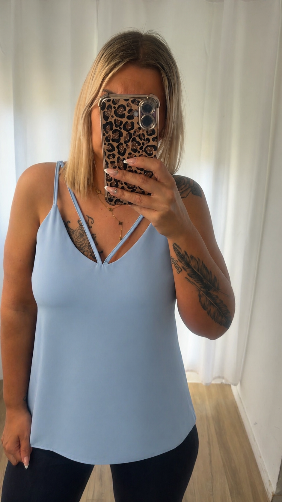 Top Lilou